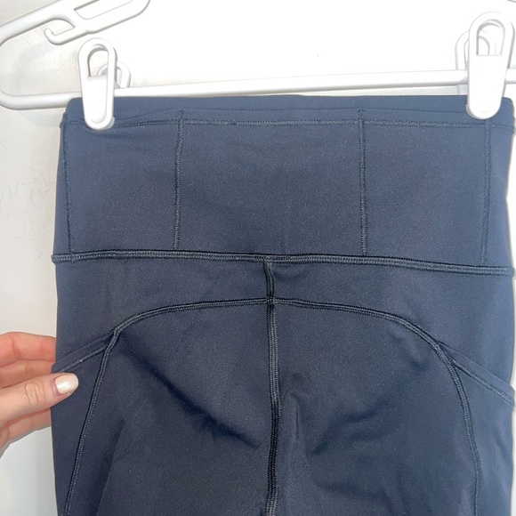 Lululemon Fast and Free High-Rise Size 2 - Picture 11 of 12